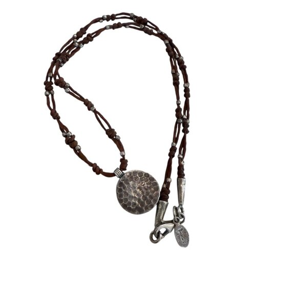 Presh designer cord sterling silver necklace dainty charm textured disc - Picture 1 of 9